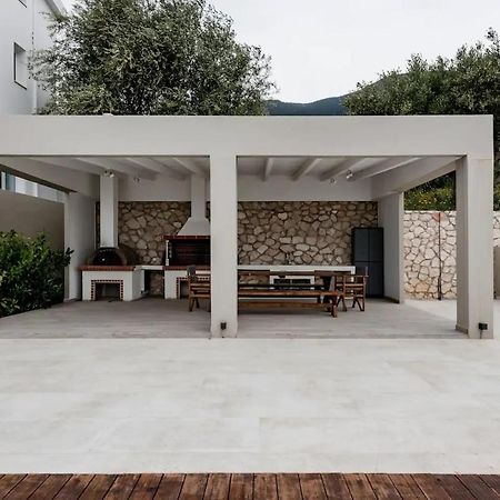 Etherealvilla-Family Villa With Pool Lourdata  Exterior foto
